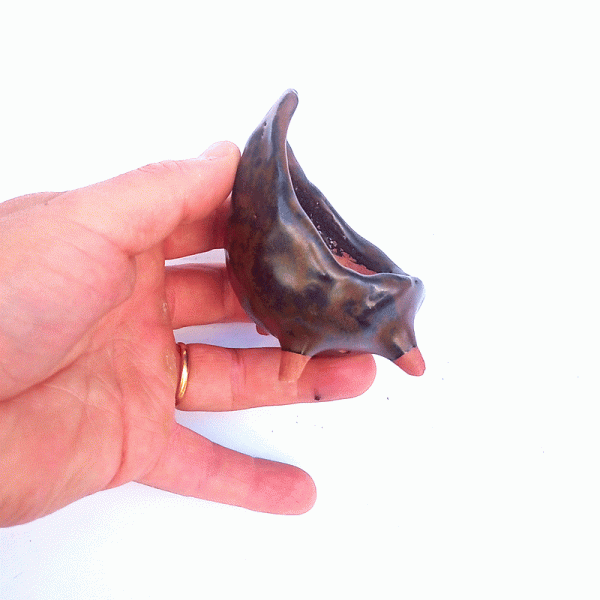 Vaso Orgânico Kurama Esmaltado cor Marrom 7 x 7 x 9 cm - Imagem 4