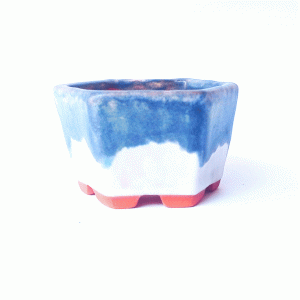 Vaso Hexagonal Esmaltado Cor Azul e Branco